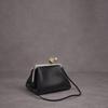 Light Luxury Retro Clip Handbag Party Dinner Bag Fashion Premium Metal Clip Buckle Change Bag Underarm Bag