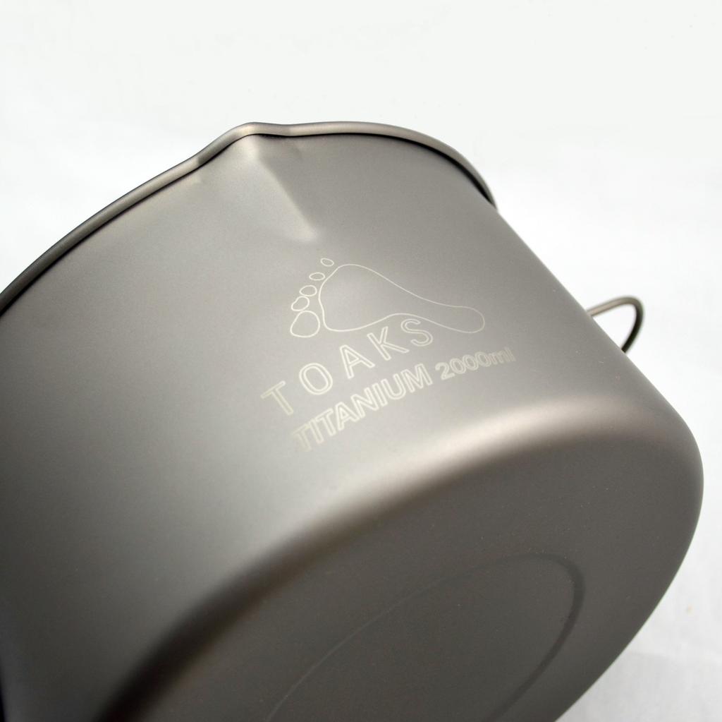 TOAKS Titanium 2000ml Pot with Bail Handle (TOAKS) POT-2000-BH