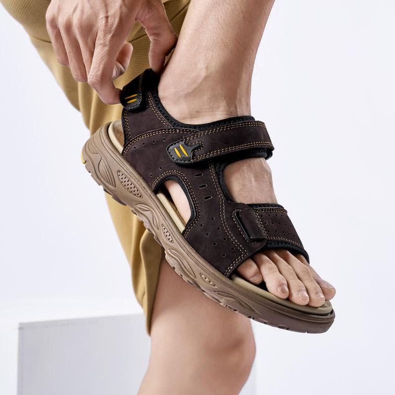 Men Soft Sole Flats Summer Men Anti Velvet Fashionable Seaside Sandals Slippers Outdoor Non-slip Handmade Leather Beach Sandals