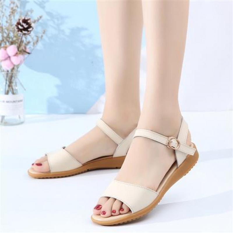 2025 Summer New Flat Sandals Non-slip Pregnant Women Leather Students Korean Version Simple Versatile Flat Heel Casual Women's Shoes