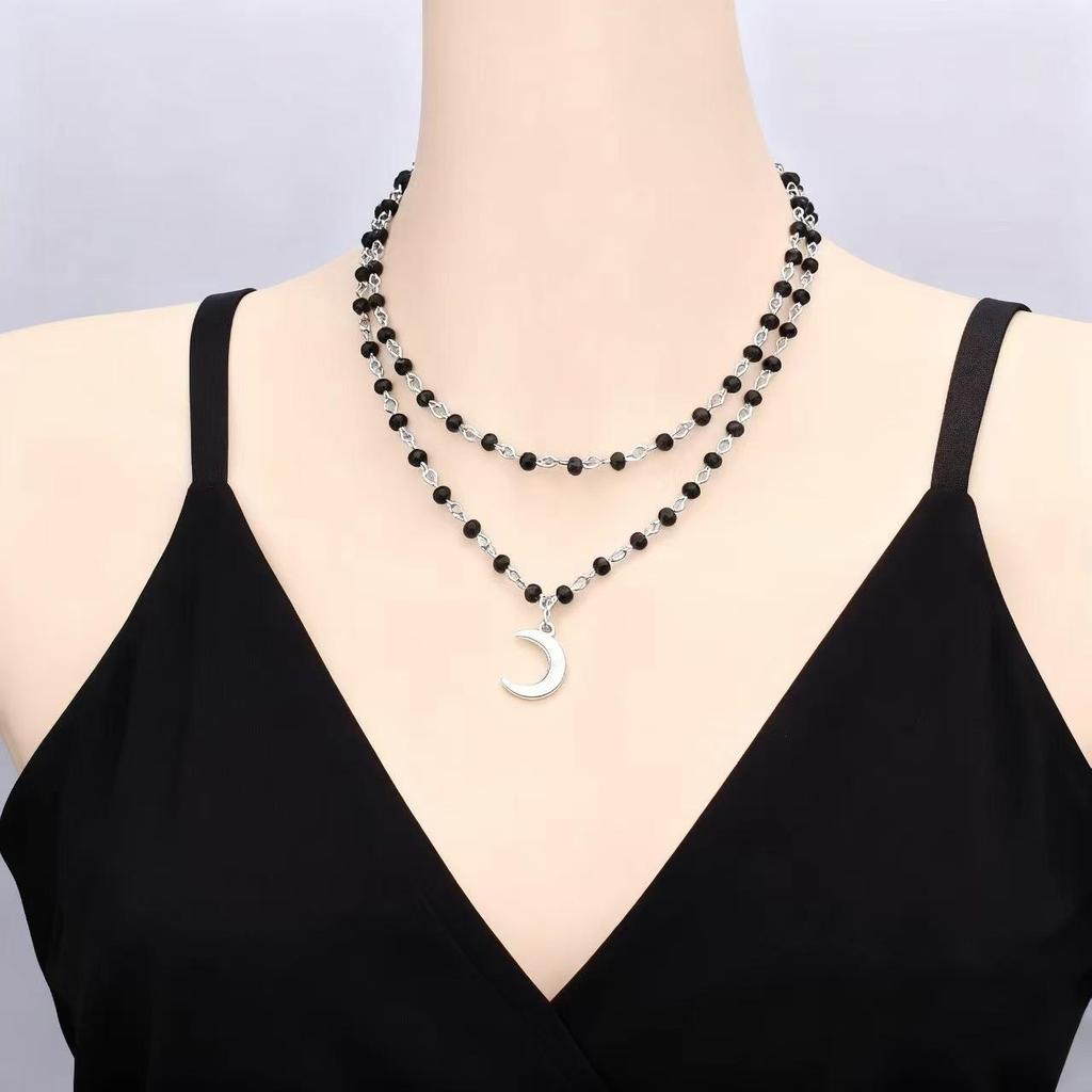 European & American Double-Layer Crescent Necklace – Cool Hip-Hop Star Pendant Design for Women