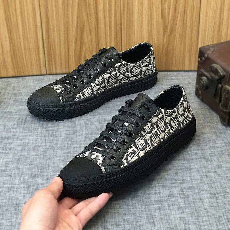 Men's 2024 Spring/Summer European Canvas & Genuine Leather Casual Shoes in White - Trendy & Versatile Korean Style.