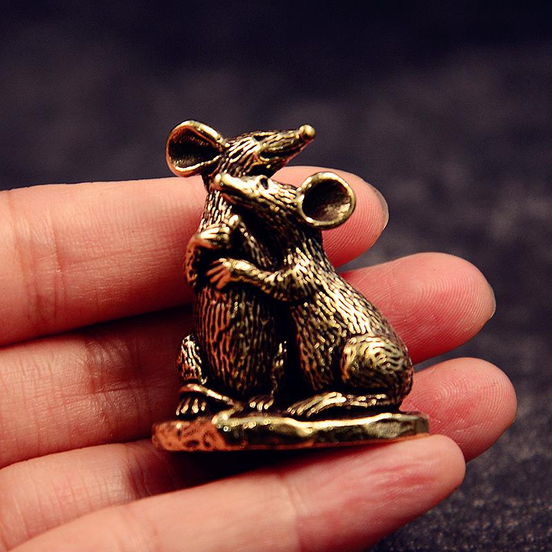 1Pcs Rat Small Statue Miniatures Desktop Ornament Antique Copper Love Mouse Figurines Living Room Home Decor Crafts Accessories