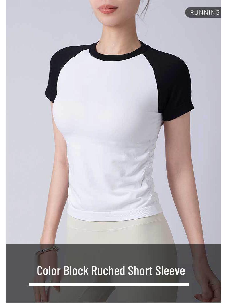 

2025 Приталенный Быстросохнущий Топ для Йоги и Бега Бесшовный с Цветными Блоками и Драпировкой Medium (48-55 kg)