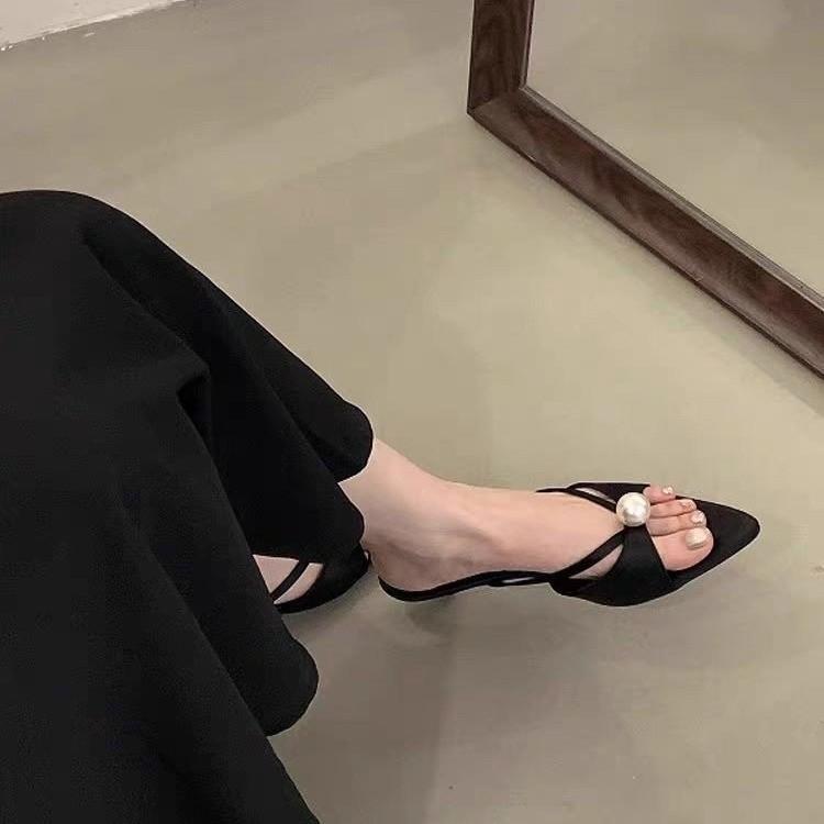 Satin French pearl open-toed one-word high heels female summer new fairy temperament thin heel cool slippers