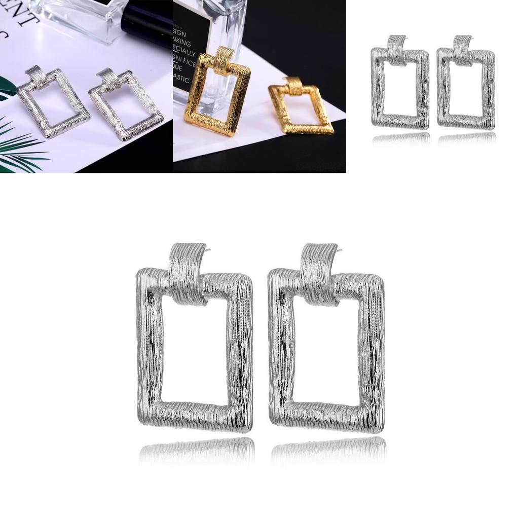 Contemporary Geometric Alloy Earrings For Women Perfect For Work Anniversaries