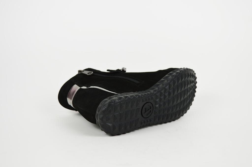 Ботинки с цепью Alpino 1161 36 Черные замша