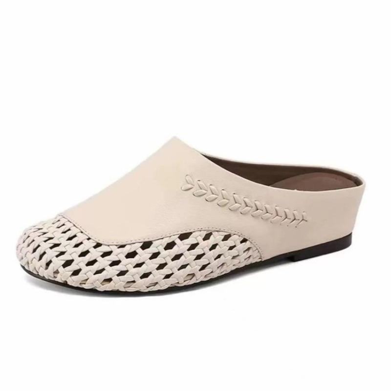 2025 NEW Crystal Flats Slippers Women Beach Trend Shoes Women Luxury Slippers Lightweight Casual Sandals Women