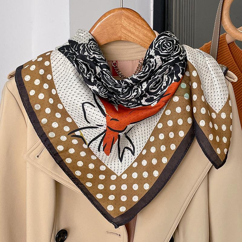 Small yellow daisy flower simulation silk scarf women's spring and autumn fashion 71 small square scarf triangular scarf shawl with shirt