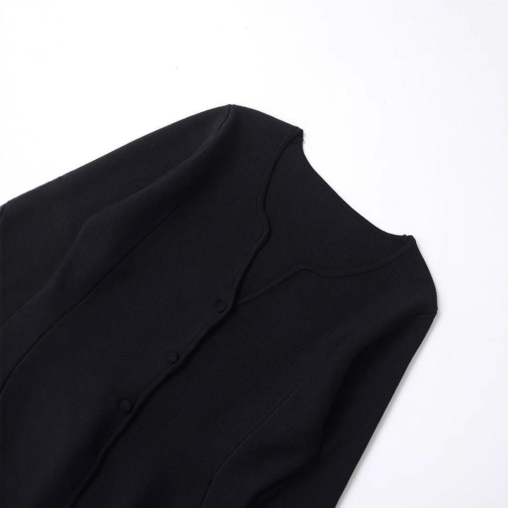 2025 Winter Women's Simple Knit Cardigan & Short Skirt Hem - European & American Style Fashion