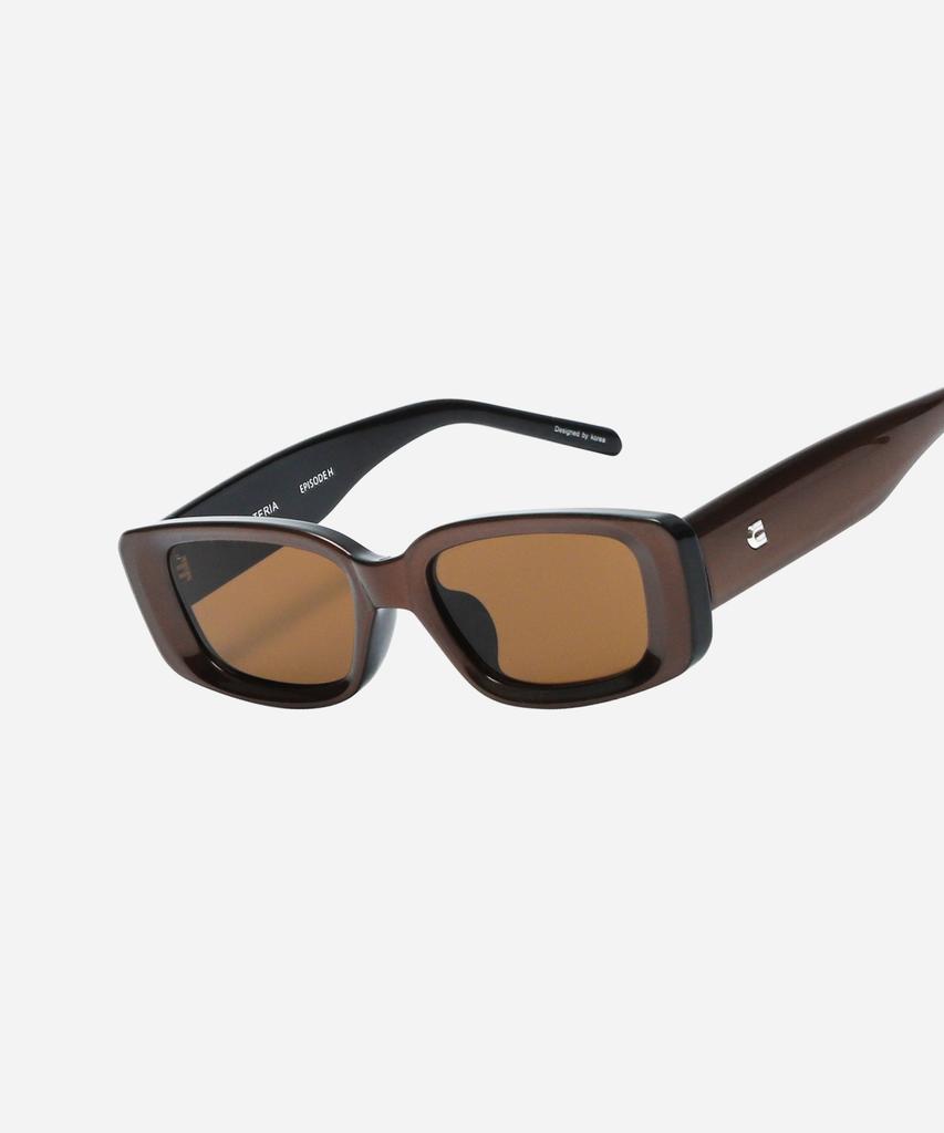 Neotelia Darino · S-Brown