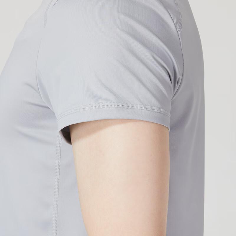 Under Armour Men's 23500506-011 Short Sleeve T-Shirt
