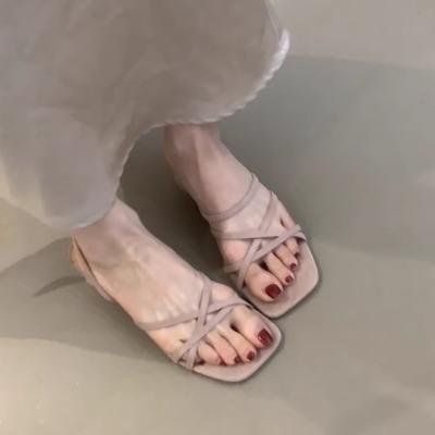 Weiches Leder-Version~ Französische sanfte Sandalen mit dickem Absatz für Damen Abendbrise mit Rock offene Zehen Fee quadratische Spitze mit kühlen Hausschuhen