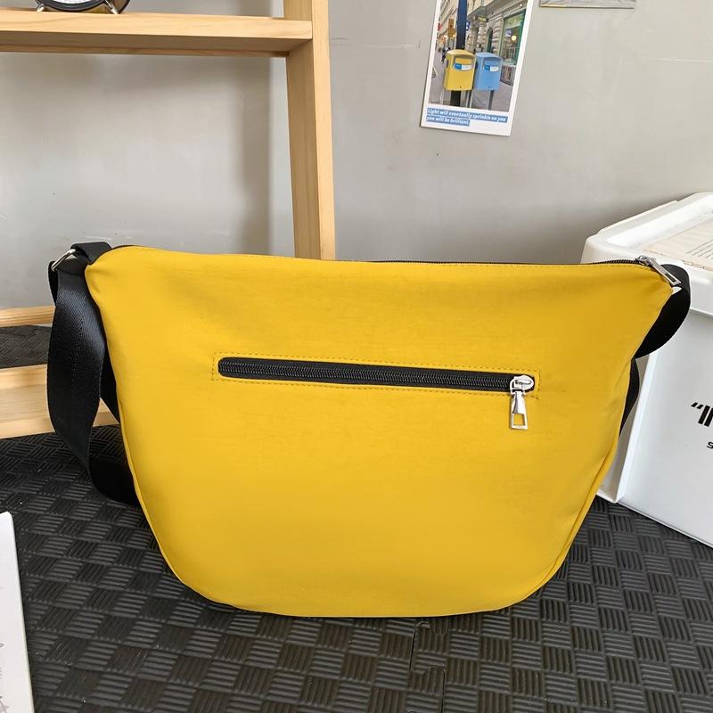 

Bag Women s Crossbody Bag 2024 New Autumn Large Capacity Niche Design Premium Shoulder Dumpling Bag жовтий