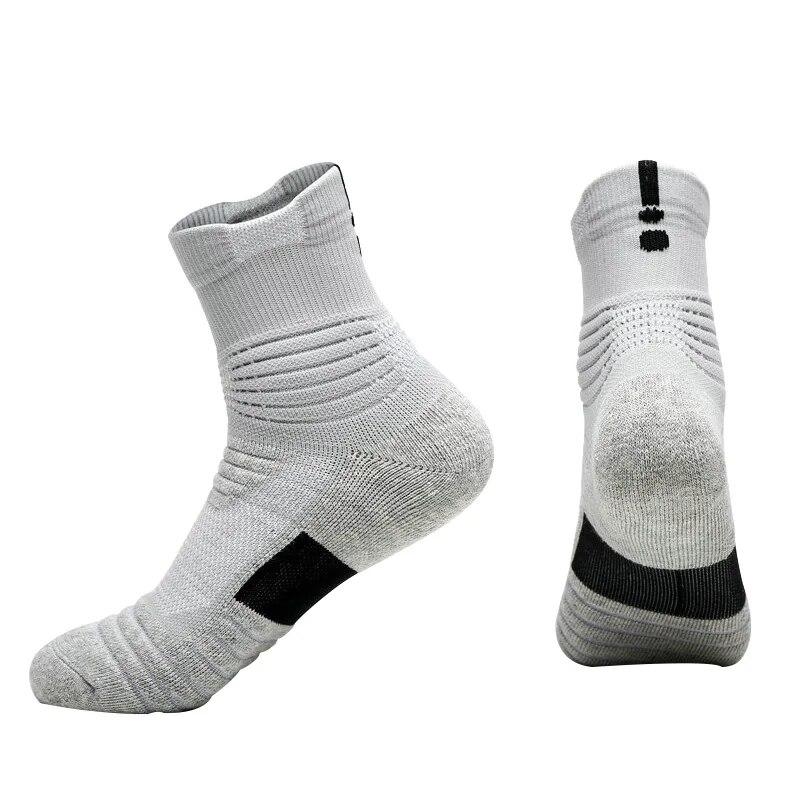 Comfortable Sports Socks Professional Basketball Socks Non-Slip Running Hiking Socks