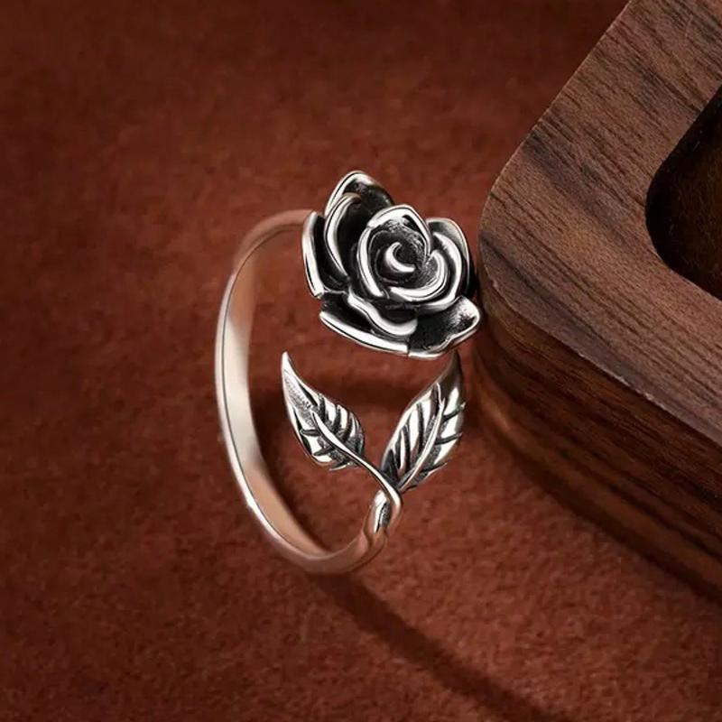 Vintage and Trendy Rose Petals and Leaves Adjustable Ring, Women's Personalized and Creative Holiday Accessory Gift