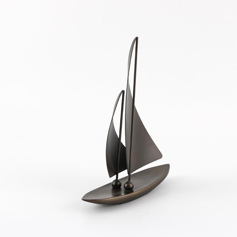 Creative Sailboat Model Crafts Statue Desk Decoration Ornaments Abstract Artwork Sailboat Resins Sculpture Room Aesthetic Decor