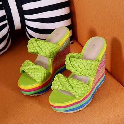 Zapatillas de Tacón Alto Mujer Nuevas Zapatillas Arcoíris de Tacón Inclinado para Exterior Sandalias de Mujer de Tacón Súper Alto de 13cm Pantuflas De Mujer