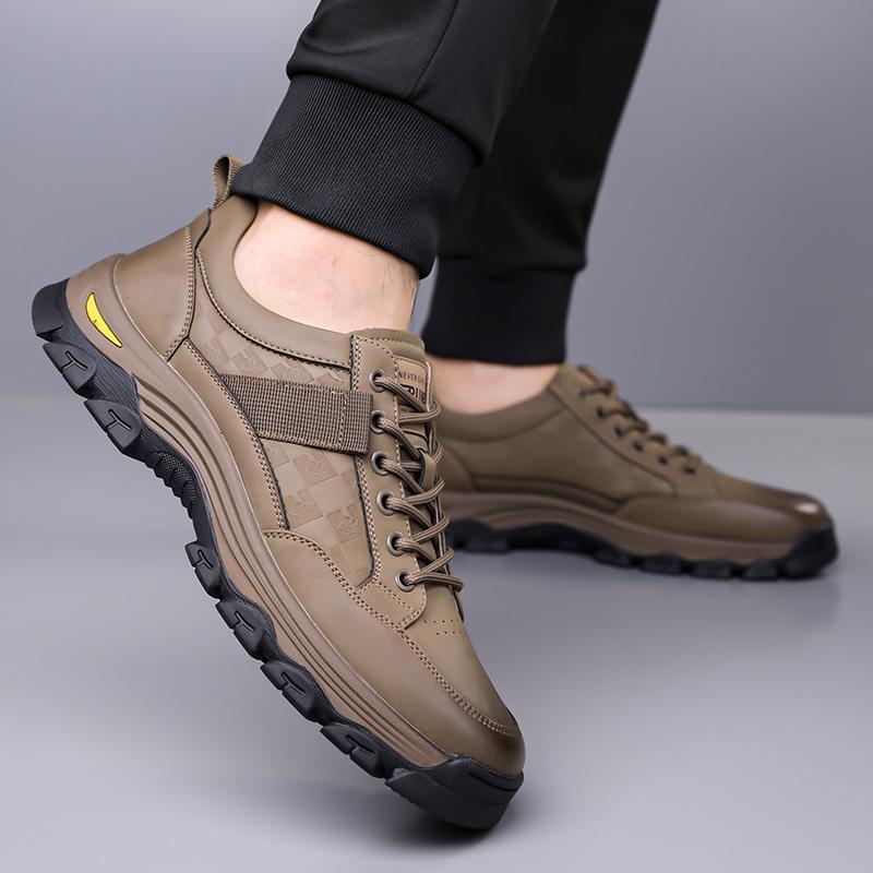 New Autumn and Winter New Climbing Shoes Casual Thickening Men's Sports Shoes Non Slip  Wear Resistant Comfortable Running Shoes