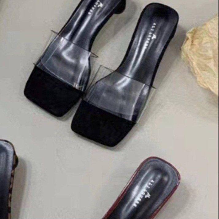 French Burgundy Transparent with Thick Heel Sandals 2025 Fashion Middle Heel Sandals Travel Temperament One-word Slippers