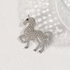Broșă Pietre Strălucitoare Colorate Încrustate Design Cal Broșă Ac Insignă Rever Guler Costum Accesoriu Elegant