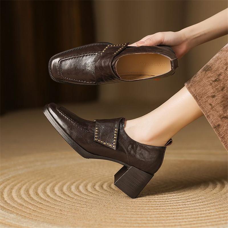 Fashion New Spring Genuine Leather Shoes for Women Fashion Rivet Decoration Square Toe Women Pumps Shoes Chunky Heels Loafers High Heels
