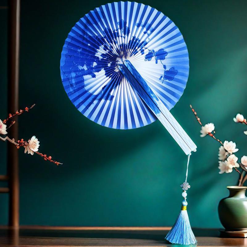 Opvouwbare Handwaaier Paars Rond Bloemen Vlinderprint met Kwastje Draagbaar Zomeraccessoire voor Cosplay Strandvakanties