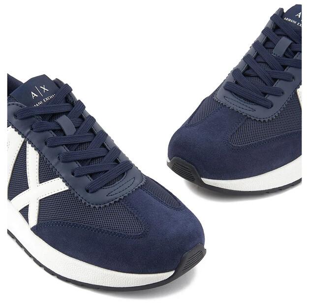 Armani Exchange Sneakers XUX071_XV527