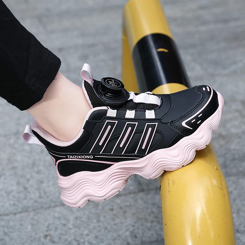 Children's sports shoes 2025 spring and autumn new leather waterproof rotating button casual and comfortable trendy boys and girls dad shoes