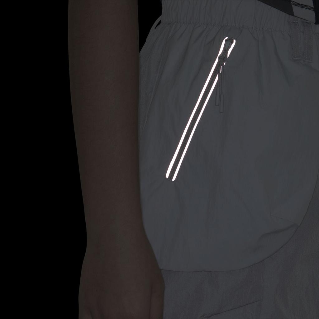 Adidas Woven Shorts Solid Color Minimalist Water-Resistant Cargo Style Loose-Fit Sports Casual Shorts Women Shorts Light-Gray JJ1597