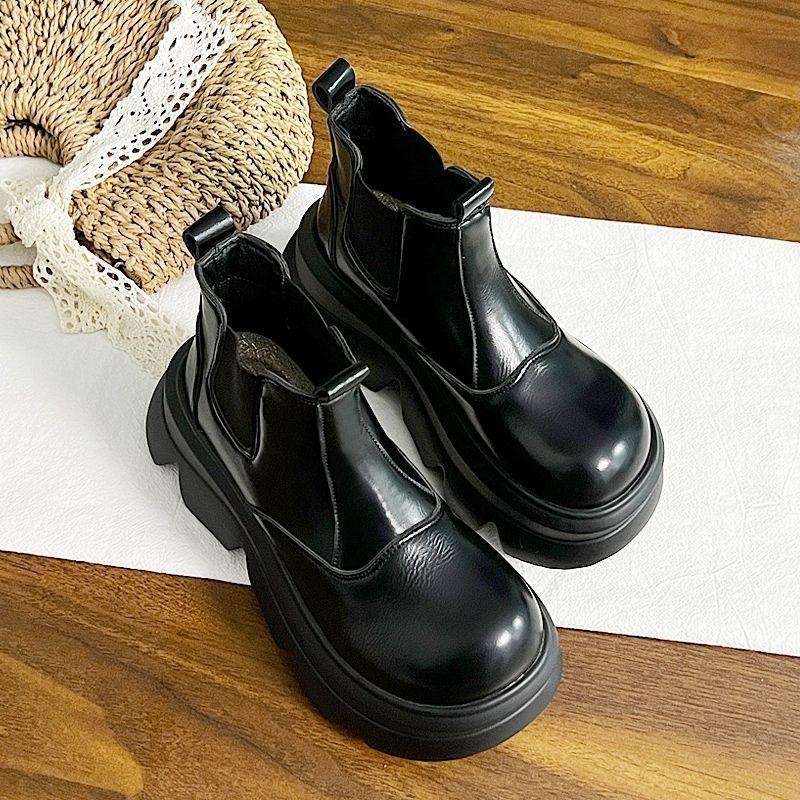 Retro Versatile Platform Chelsea Boots 2025 New Autumn and Winter Foreign Versatile Super Martin Boots British Short Boots
