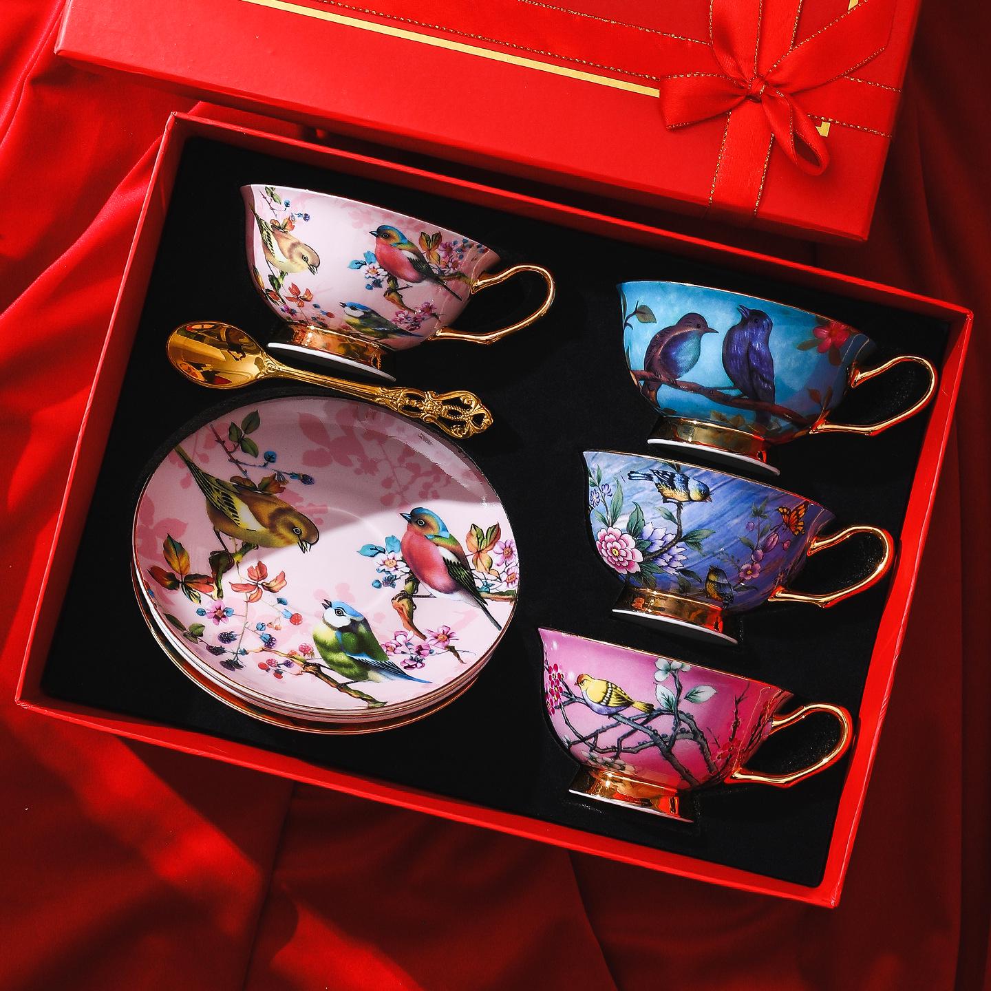 

Premium Bone China Coffee Cup & Saucer: Elegant, High-Value Gift for Birthdays and Afternoon Tea 220ml