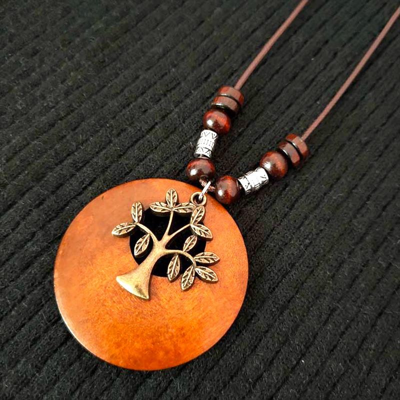 Vintage Wooden Owl Leaf Pendant Necklace Boho Ethnic Style Metal Hollow Leaves Necklaces Long Wax Rope Chain for Women Gifts