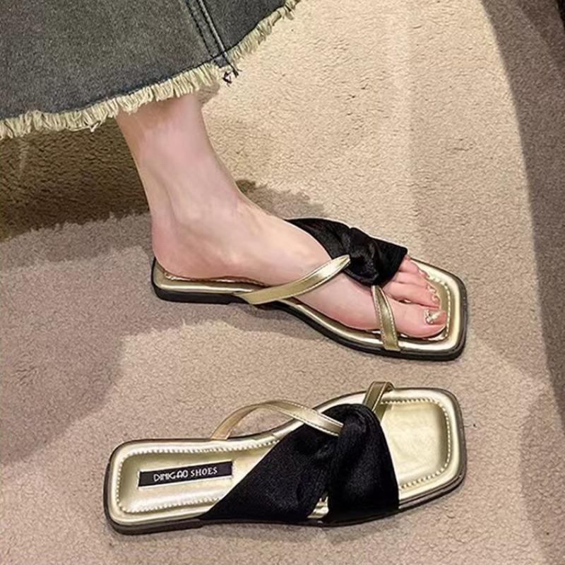 Sandals Half Drag Women's Summer Wear New Versatile Design Flat Bottom Women's Slippers Silver