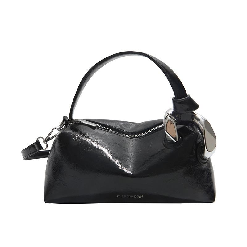 Urban Minimalist Pu Shoulder Bag With Zipper Pockets For Daily Use Female