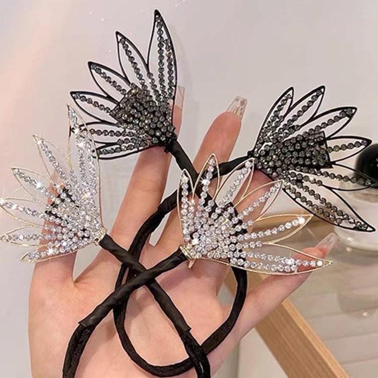 High-End Platinum Siya Peacock Hair Clip - Floral Bun Styling Tool for Women