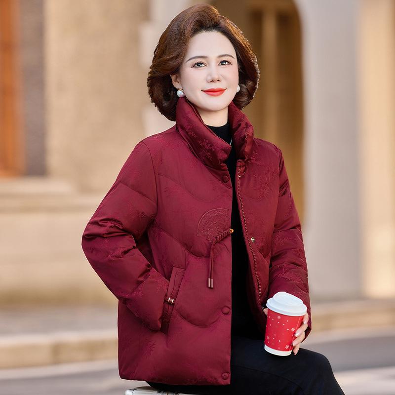 New Chinese middle-aged mother down jacket women's new winter short small white duck down jacket hooded