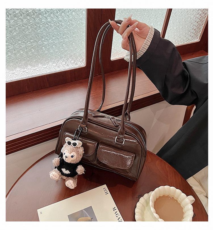 Korean Retro Bowling Handbag with Niche Underarm Design and Small Pocket for Women