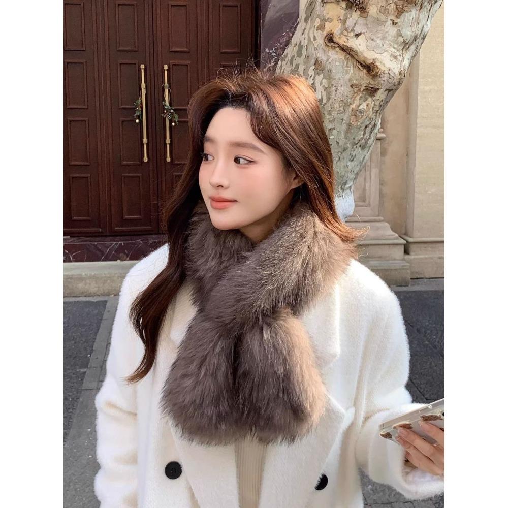 Faux Fox Fur Scarf for Women - New Winter Collection Warm Thick Versatile Minimalist Neck Warmer Ladies' Scarf