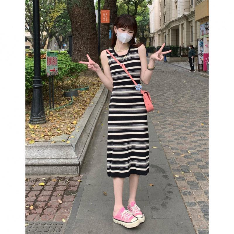 Chic Korean-Style Striped Sleeveless Vest Dress - Summer 2025, Slimming Mid-Length Fit for Women