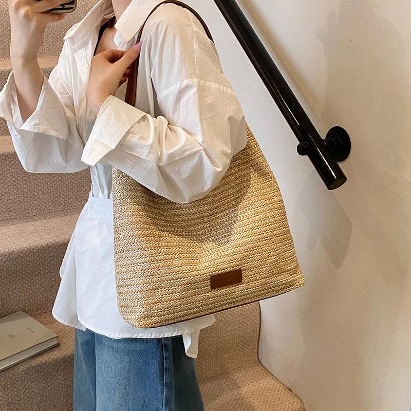 Trend Fashion Popular Handbag Women's 2025 New Korean Versatile Shoulder Bag Simple Woven Underarm Bucket Bag