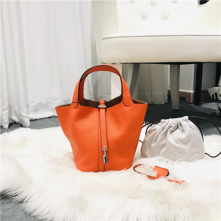 Moda Sepet Çanta Kadın Çantası El Çantası Yeni Rahat Üst Katman İnek Derisi Kova Çanta