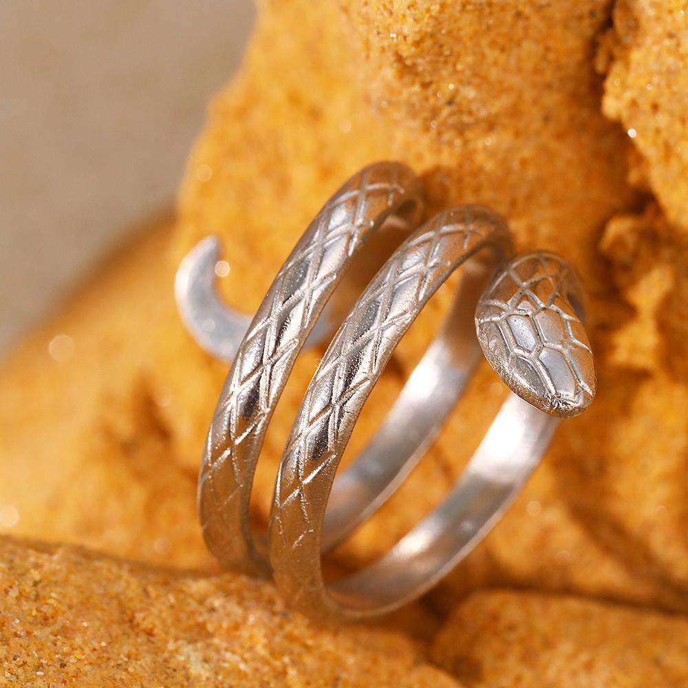 Stainless Steel Rings Personalized Design Punk Serpentine Lovers Ring Fashion Trending Adjustable Ring For Women Zircon  Gifts