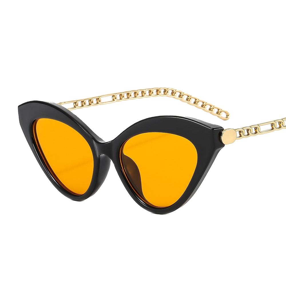 2024 New Arrivals Fashion Retro Metal Chain Sunglasses Women Uv400 Triangle Cat Eye Women Sunglasses