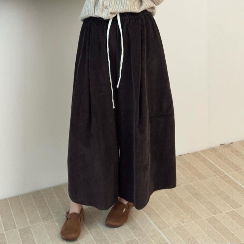 

Womens Corduroy Cropped Tulip Skirt Pants Autumn New Style Loose Solid Color Elastic Waist Lazy Style Casual Wide Leg Pants S чорний