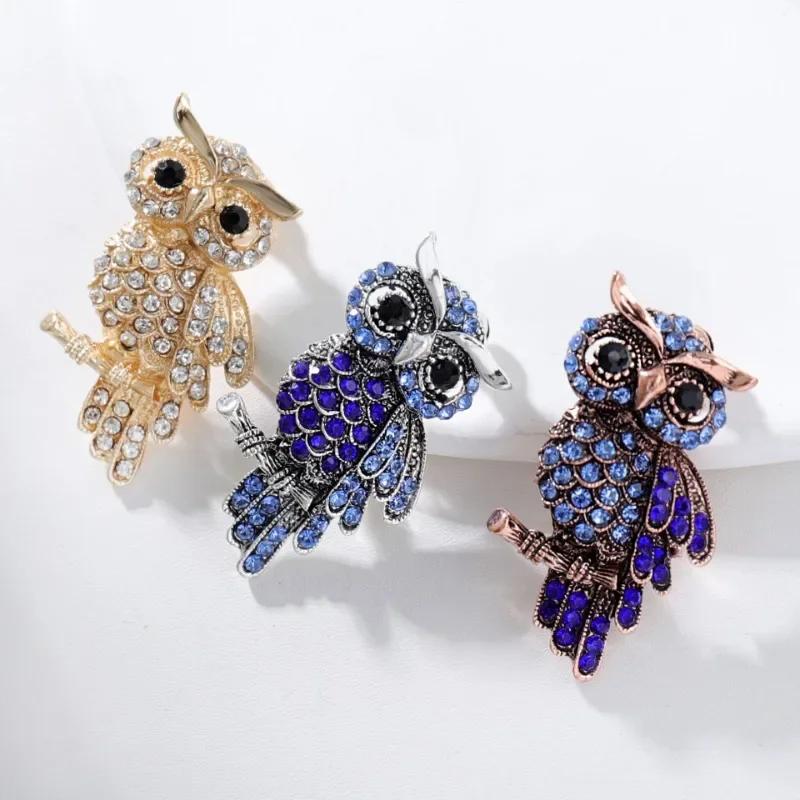 Creative Design Cartoon Owl Couple Broochs for Women Men Charm Full of Crystal Animal Pins Wedding Bride Jewelry Accessory Gift