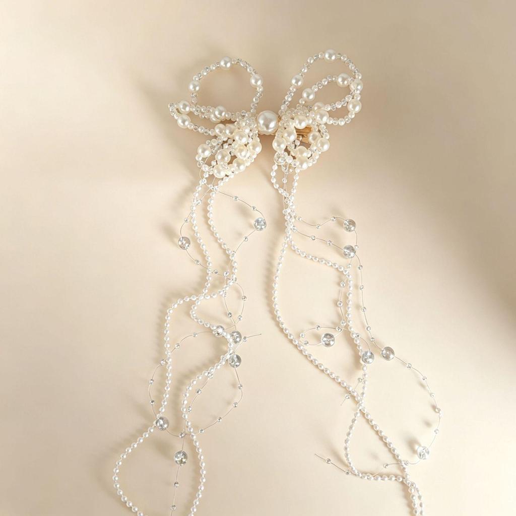 Elegant Pearl Butterfly Hair Clip - Women's Large Exquisite Hair Accessory for Bangs and Headwear.