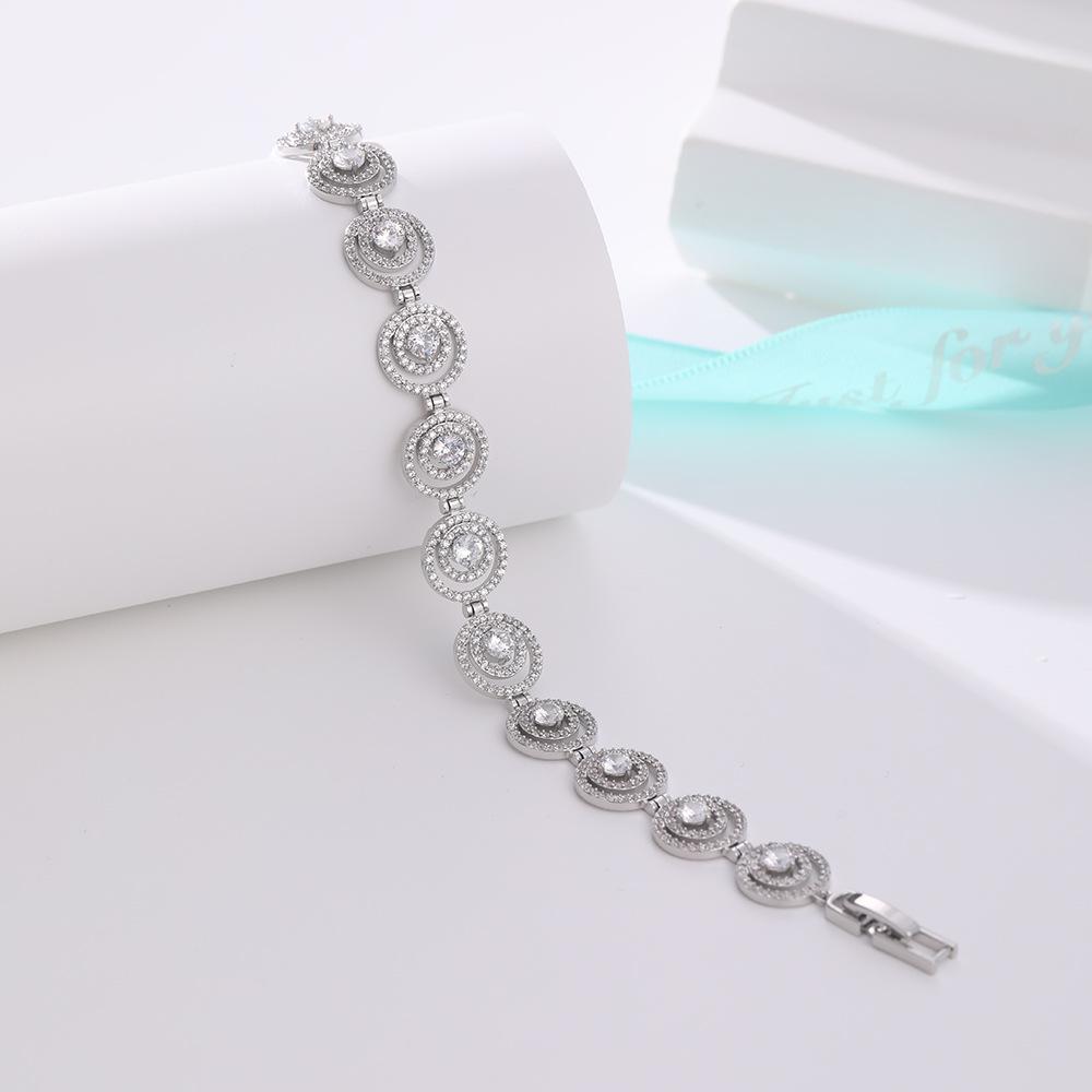 

Multi-Circle Combination Bracelet - Popular Jewelry in Middle East, Russia, Dubai