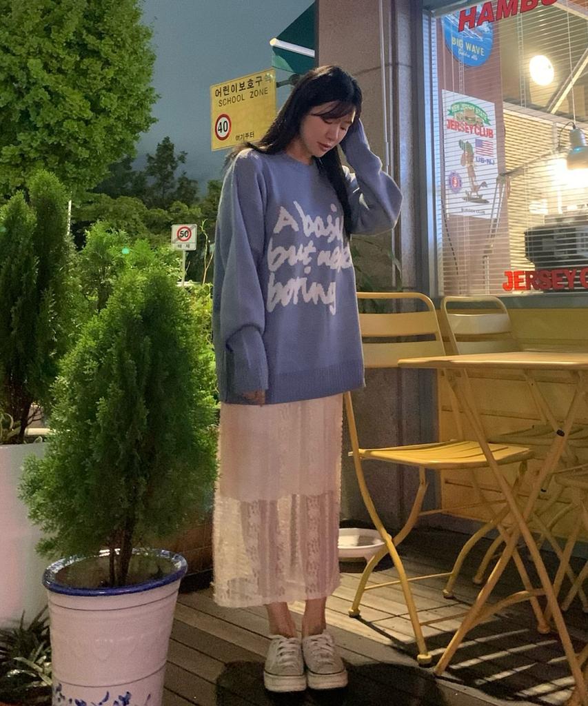 BLOND9 Slogan Round Knit Sweater_Alice Blue (Type B)