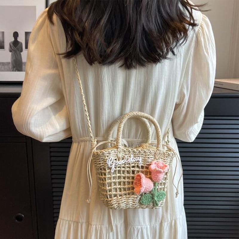 

Mini Straw Woven Handbag Woven Flower Crossbody Bag Tulip Vanilla Woven Bag